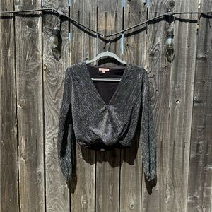 Peach Puff Sparkly Black Silver Faux Wrap Cropped Long Sleeve V Neck Blouse Med